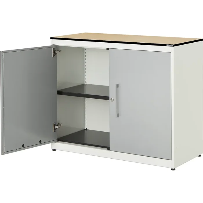 Armoire à portes battantes – mauser