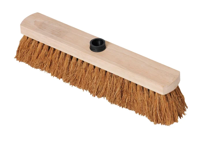 BALAI COCO 38CM DOUILLE À VIS EMMANCHE 120 Ø24 FORGES DE MAGNE – 383939