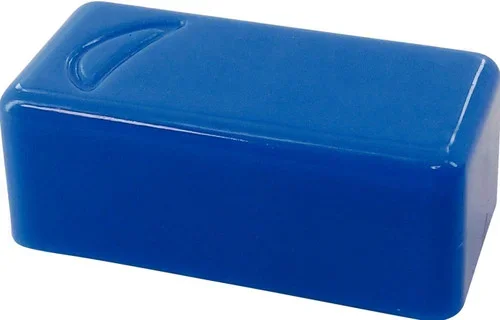 Blister de 6 punaises magnétiques rectangulaires. 12×25 mm. Bleu