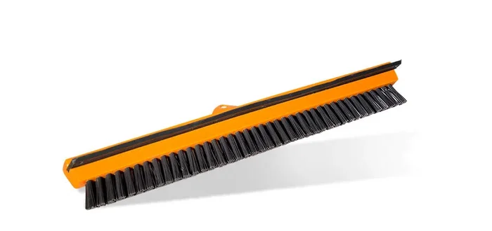 BROSSE DE NETTOYAGE + RACLETTE – 42 cm – EDMA – 254655