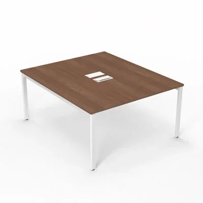 Bureau Arial partagé L. 140 x P. 165 cm ép. 25 mm – monoplateau mélamine noyer ambré avec 2 trappes et goulotte incluses – piétement arche métal lisse blanc