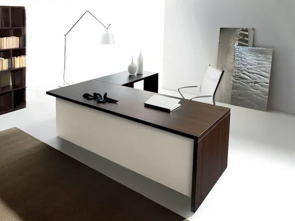 Bureau de direction Acazi T2 – Della Rovere