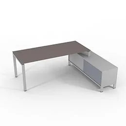 Bureau de direction sur retour porteur gamme RIO – 200 x 165 cm – plateau verre gris souris – piètement gris aluminium – portes gris fumé