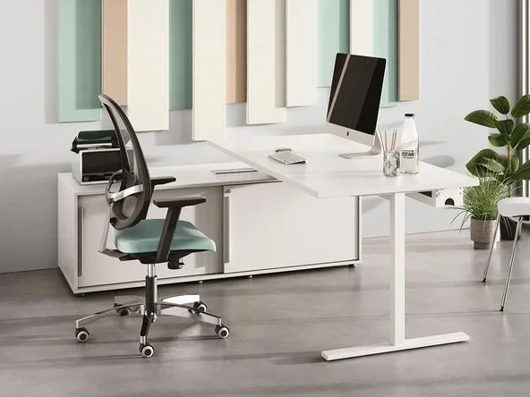 Bureau individuel Pop Tee sur crédence – Frezza