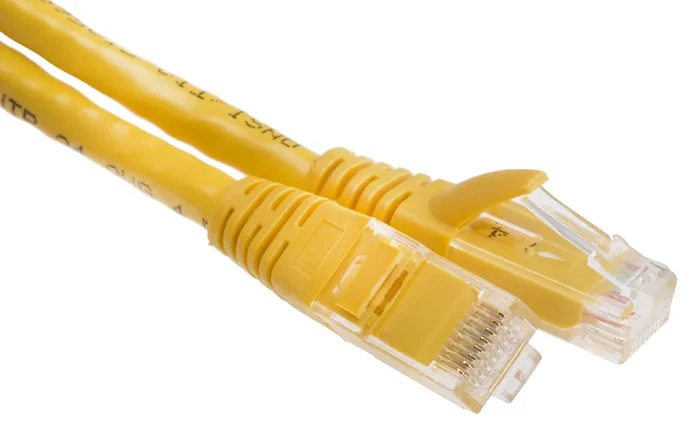 Câble Ethernet RS PRO catégorie 6, U/UTP, Jaune, Longueur 2m PVC, , avec connecteur