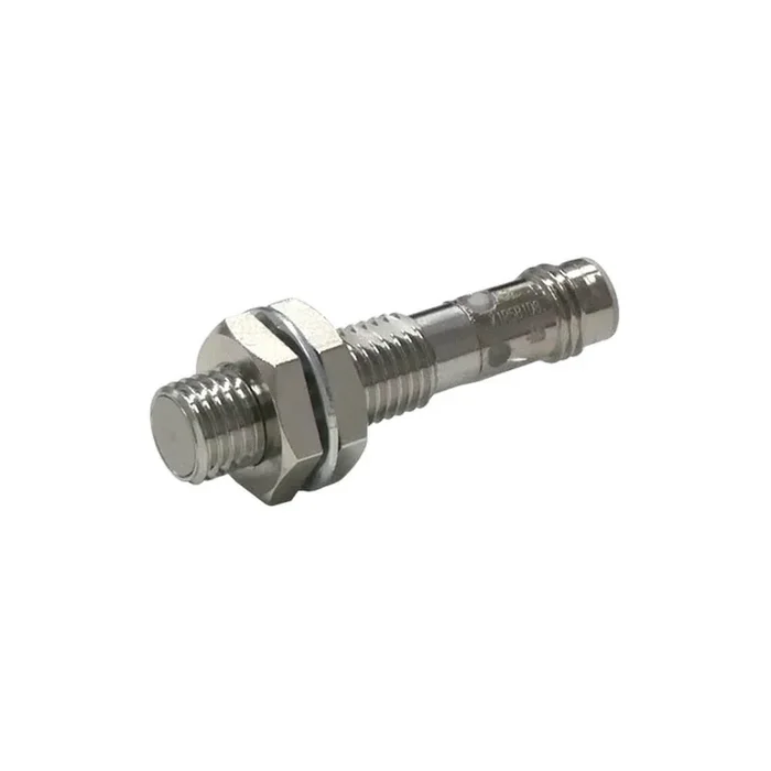 Capteur de proximité Omron, M8, Détection 1,5 mm, PNP NO, 10 → 30 V c.c.