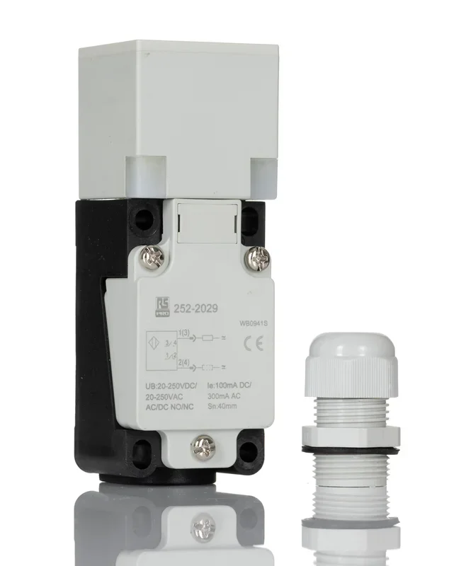 Capteur de proximité RS PRO, Détection 40 mm, 2 fils NO/NC, 20 → 250 V c.a./c.c., 20 → 250 V c.a./c.c.