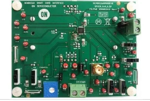Carte d’évaluation onsemi NCN8026A Evaluation Board pour NCN8026A