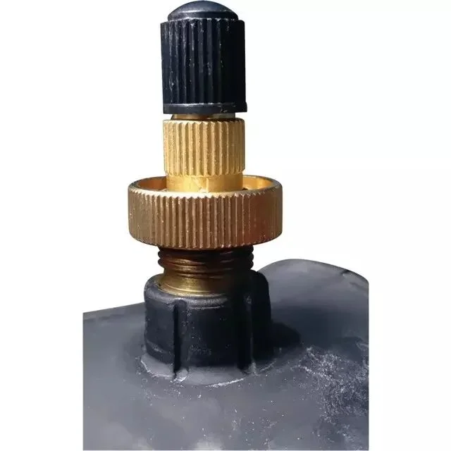 Chambre à air renforcée 23.1-26, 580/70-26 valve droite tr218a