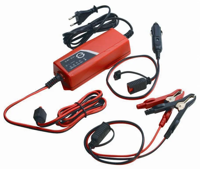 CHARGEUR DE BATTERIE INTELLIGENT 12V 24V SAM OUTILLAGE – CHB12C