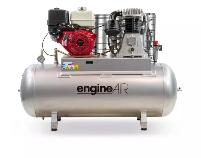 Compresseur à piston avec moteur à essence type engineAIR 12/270 14 ES