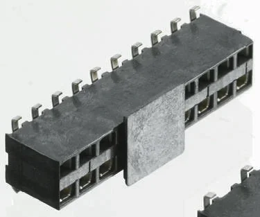 Connecteur femelle pour CI, 4 contacts, 2 rangées, 2.54mm, Montage en surface, Droit