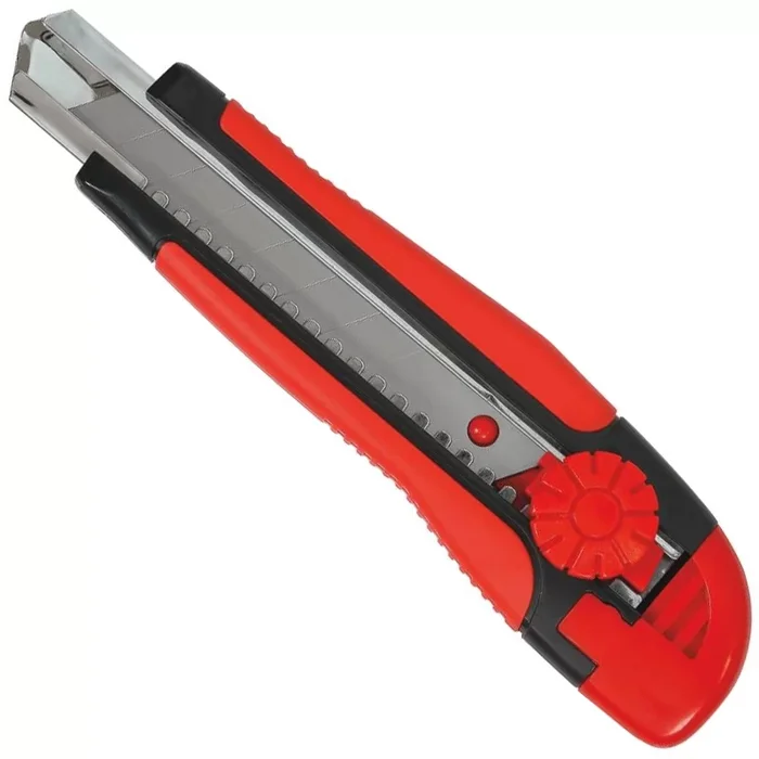Cutter 18mm Drakkar avec molette de serrage bi-matiere
