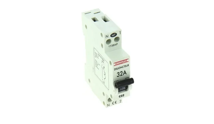 Disjoncteur à Phase Neutre 32A – 230V – 84 x 66 x 18 mm – Ref 707062 – DEBFLEX