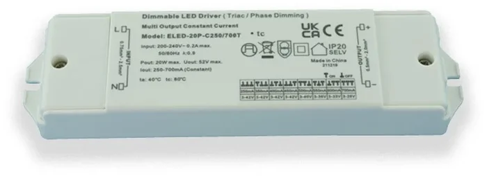 Driver de LED RS PRO,sortie 3 → 42V 700mA, 20.3W, , gradable, IP20