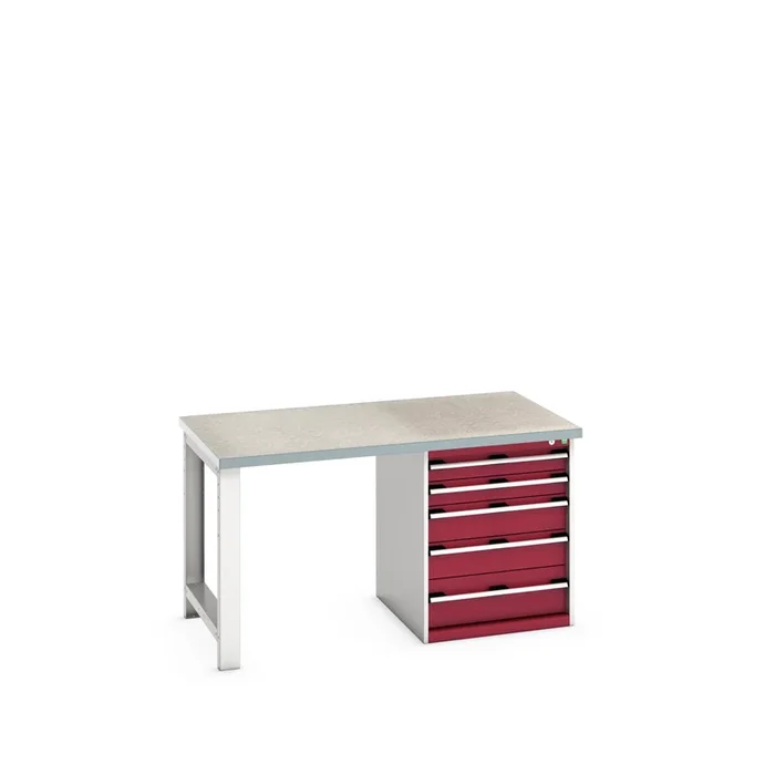 Etabli sur piédestal Bott, Larg. 1500mm x Haut. 840mm x Prof. 900mm