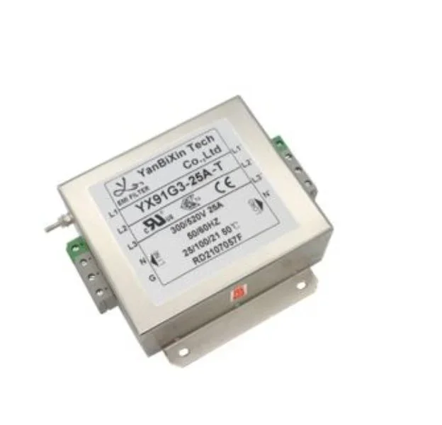 Filtre secteur RS PRO, 25A max, 3 phases, 520 V c.a. max, Montage sur châssis