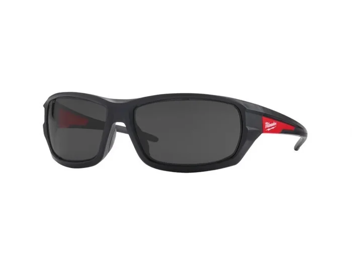 Lunettes de soleil de sécurité MILWAUKEE performance verre teinté noir 4932471884