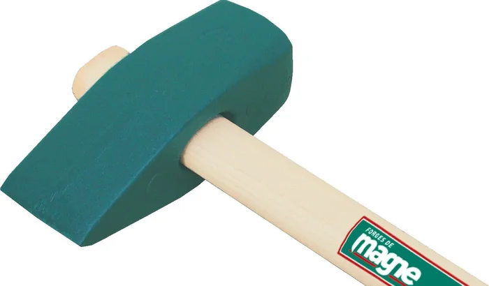 MASSE TRANCHE 4KGS SANS MANCHE FORGES DE MAGNE – 312400