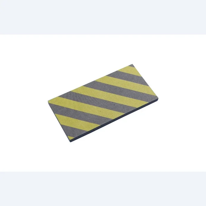 Mousse de protection de garage 50 cm x 25cm x 25 cm (la paire) – MOTTEZ – A087S2