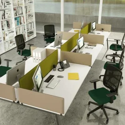 Panneau écran frontal acoustique Moody pour bureau Bench – 400 x 1600 mm – tissu bleu – fixations alu