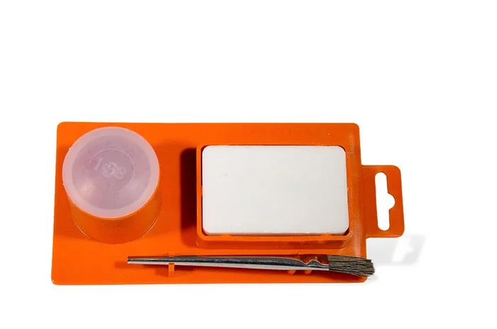 PLATINE POUR SOUDURE – Kit de nettoyage pour panne de fer à souder – EDMA – 036455