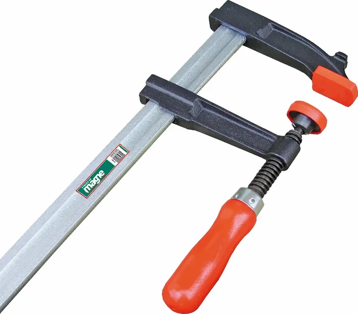PRESSE A MANCHE DIN SERRAGE 250CM SECTION 25X6 FORGES DE MAGNE – 345225
