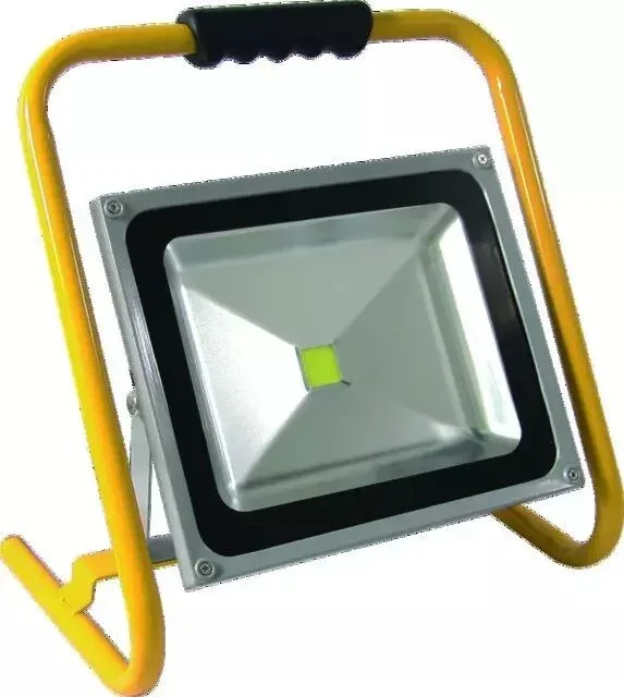 Projecteur portable led 250v 50w câble 5m h05rnf ip65