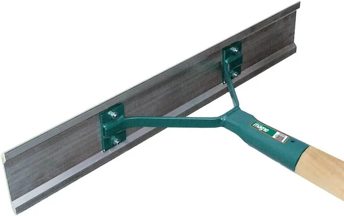RACLOIR MACADAM ALUMINIUM 60CM SANS MANCHE FORGES DE MAGNE – 356060