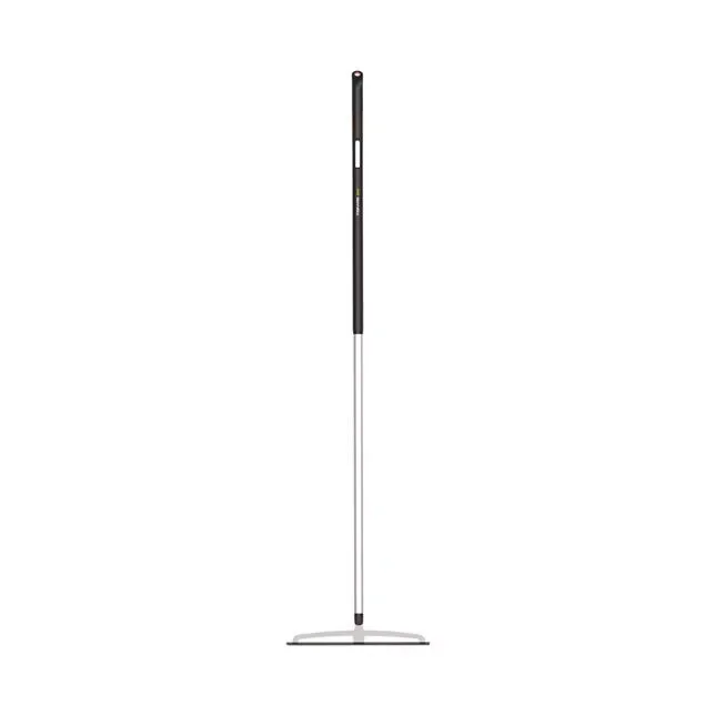 RATEAU À DENTS COURBES FISKARS XACT 13 DENTS – 1027039