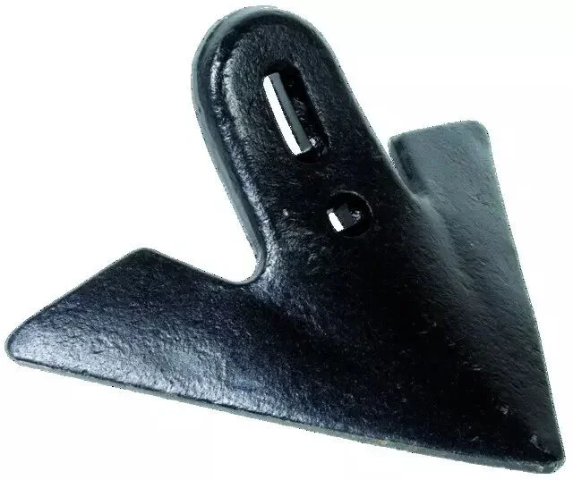 Soc triangulaire pour cultivateur 300×10 mm